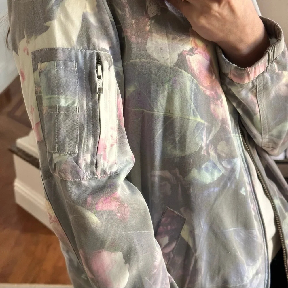 OBEY Maven Floral Bomber Lightweight Jacket - size  S - Picture 6 of 10